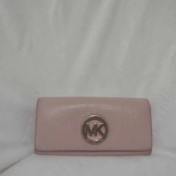 Michael Kors Handbags - Michael Kors MK Pink Wallet